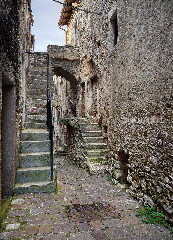 Castelvecchio Calvisio小巷，Abruzzi意大利